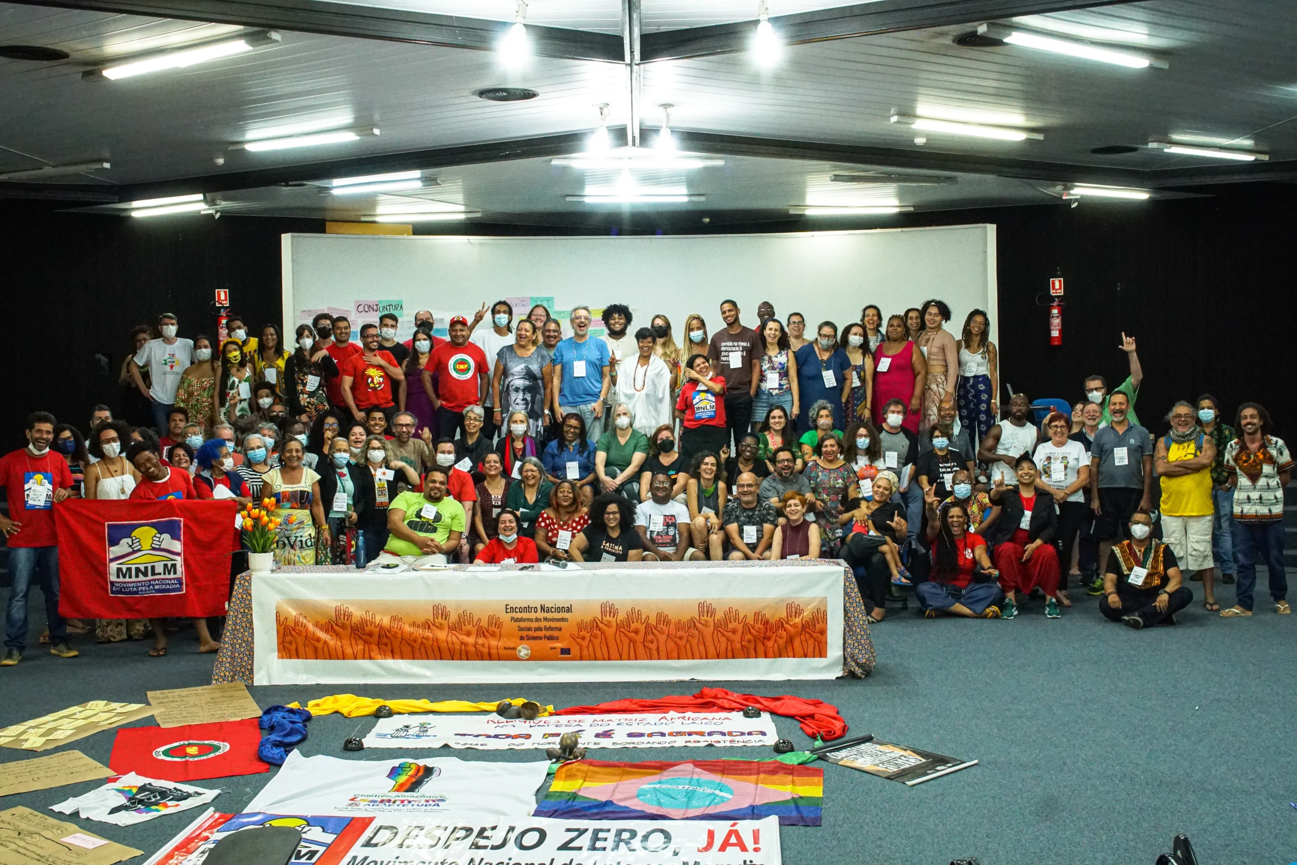PLATAFORMA MROSC PARTICIPA DO ENCONTRO NACIONAL DA PLATAFORMA DOS MOVIMENTOS SOCIAIS PELA REFORMA DO SISTEMA POLÍTICO